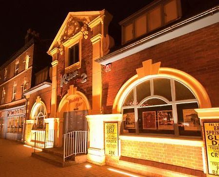 The Robin 2 Hotel Wolverhampton Exterior foto